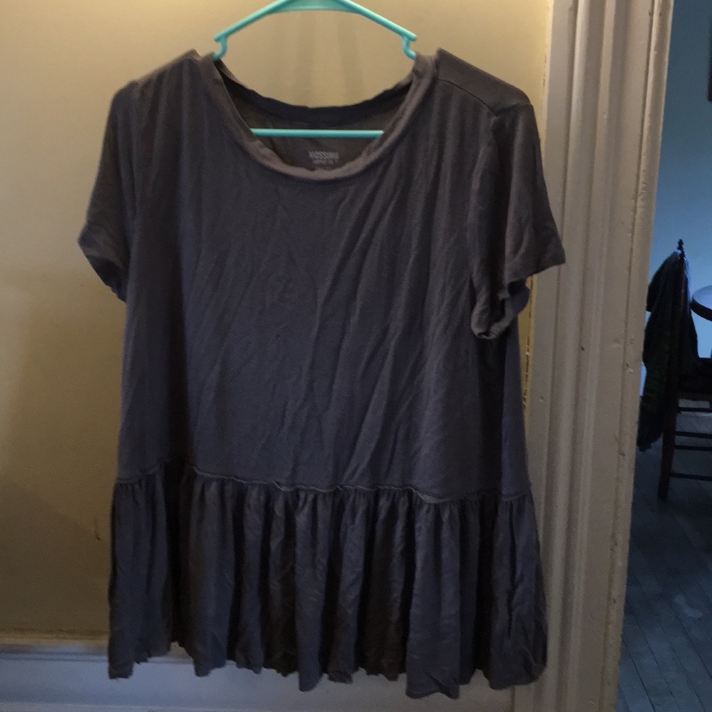 Grey top